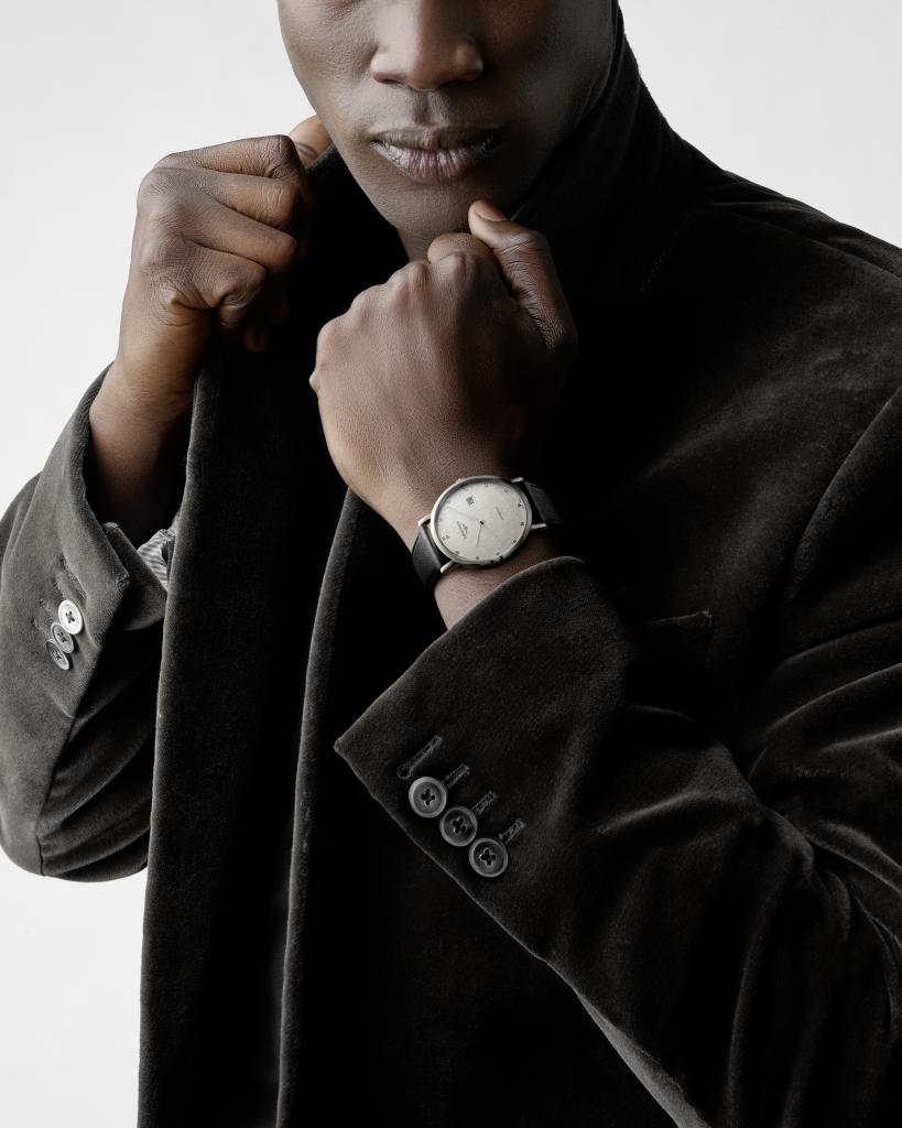 Longines Longines Elegant Collection L4.911.4.77.2 мужские часы серебристый циферблат на запястье