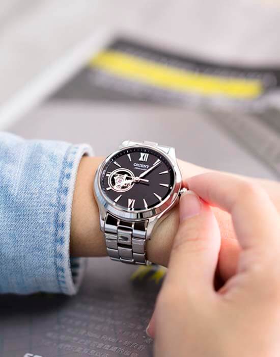 Orient Orient RA-AG0021B (RN-AG0021B) механические женские часы часы крупный план черный циферблата