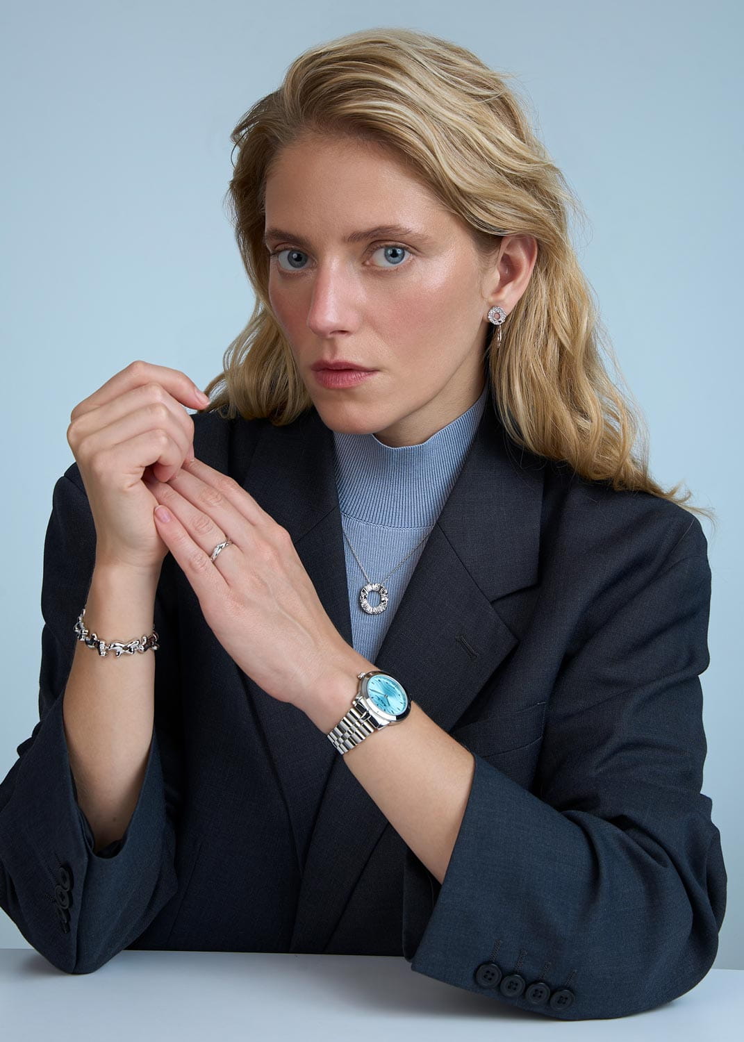 Mathey-Tissot Mathey-Tissot Artemis D10860ABU , наручные женские часы фото под углом