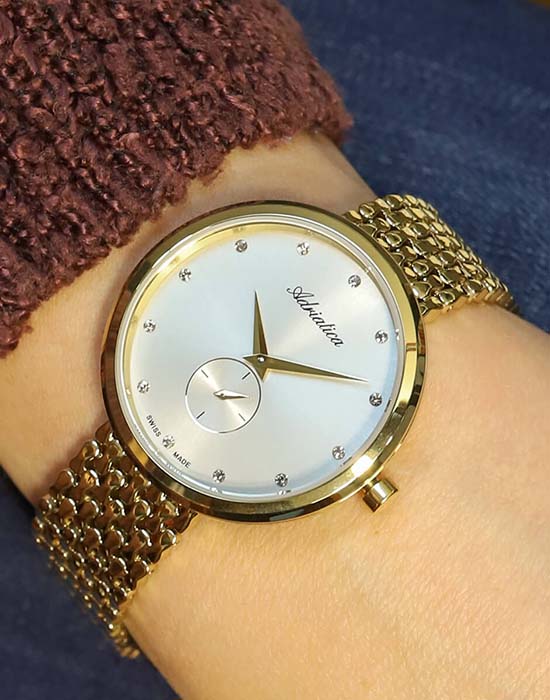 Оригинальные часы Adriatica Adriatica Essence A3724.1143Q кварцевые калибр механизма  общий вид