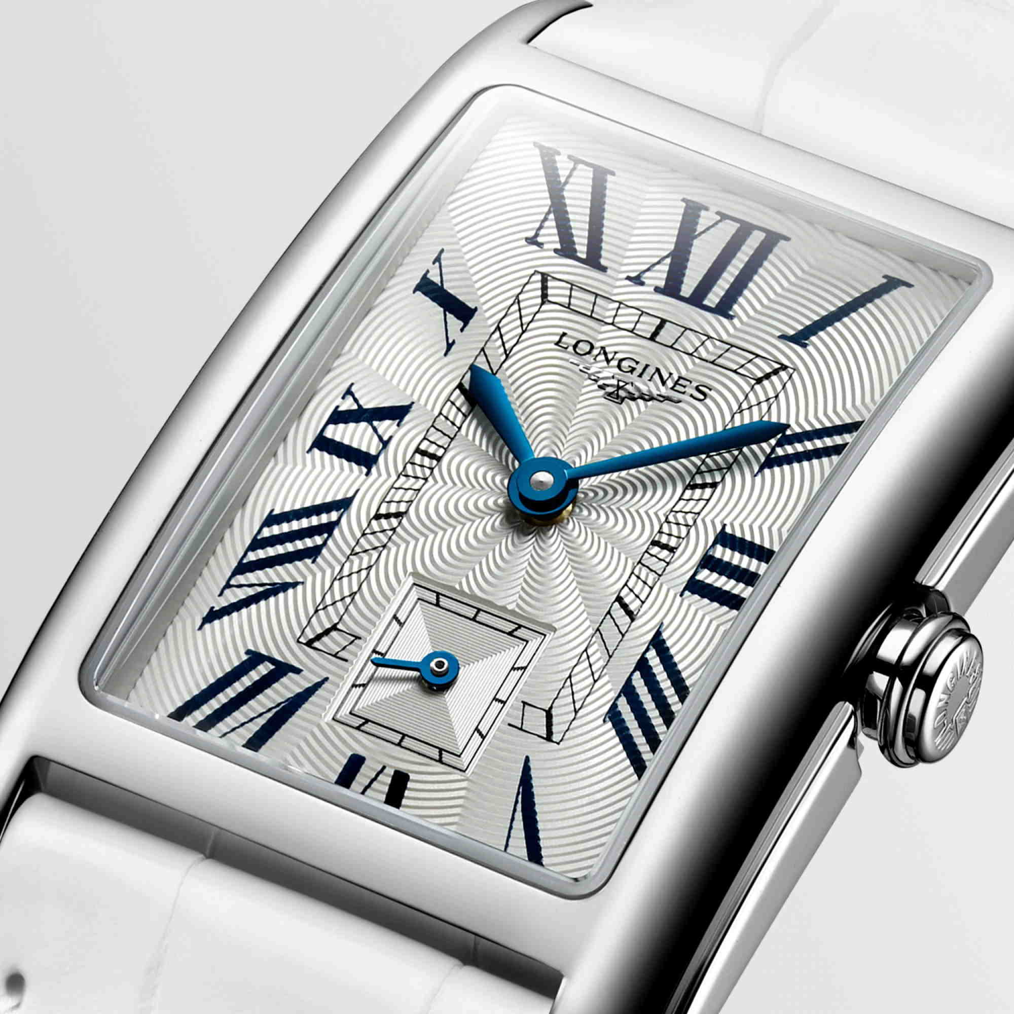 Longines Longines Conquest L5.512.4.71.2 женские часы бежевый циферблат на запястье