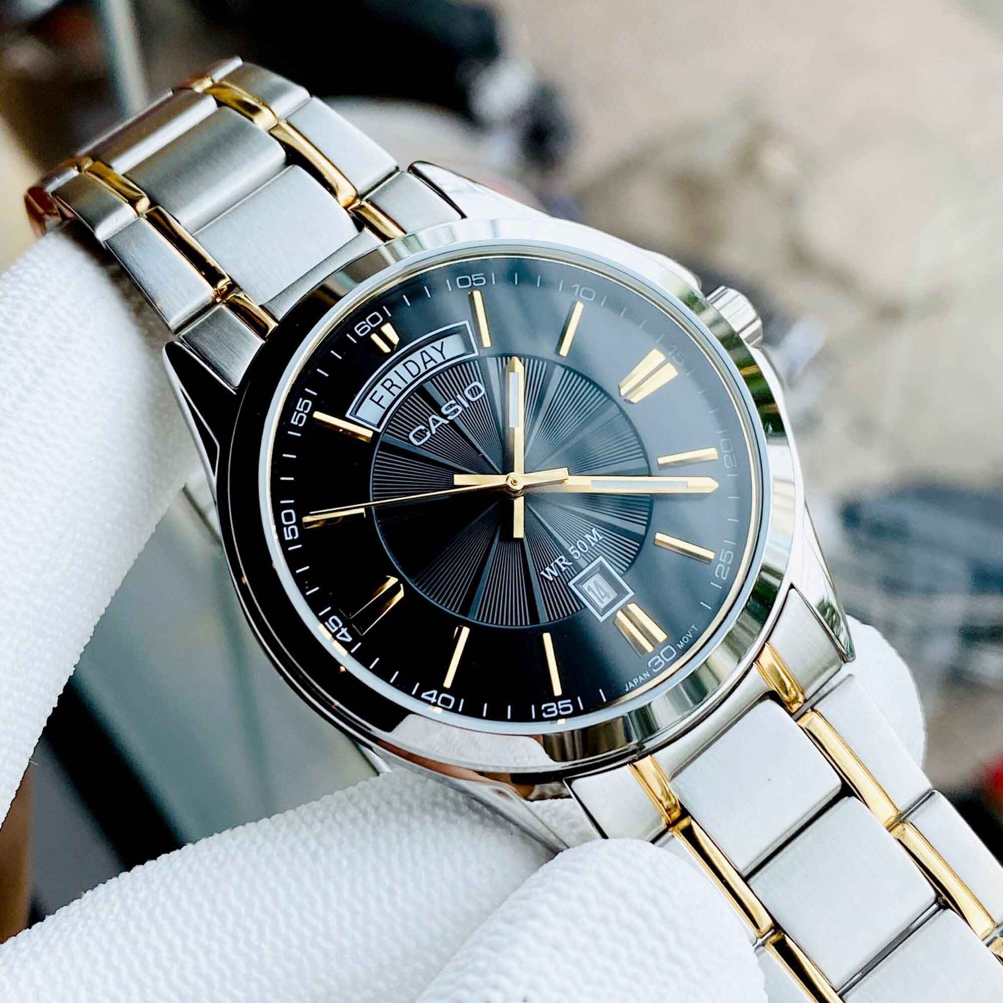 Casio Casio Collection MTP-1381G-1AVDF (MTP-1381G-1A) кварцевые мужские часы часы крупный план черный циферблата
