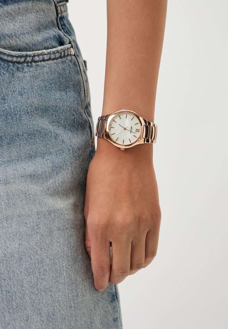 Adriatica Adriatica Classic A3425.916FQ  - задняя крышка сталь металл корпуса, швейцария часы