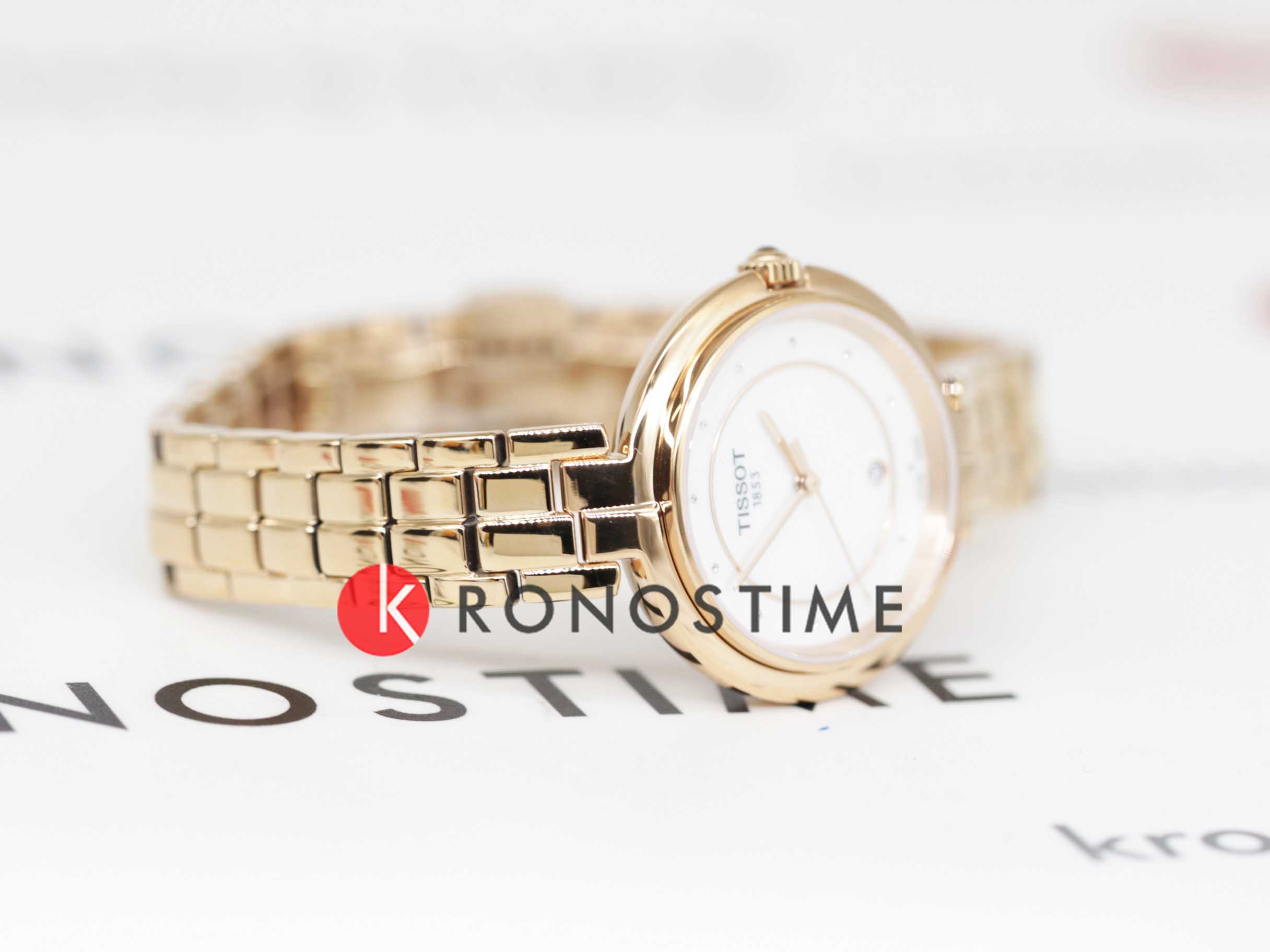 Tissot Tissot Flamingo T094.210.33.116.02 кварцевые женские часы часы крупный план перламутровый циферблата