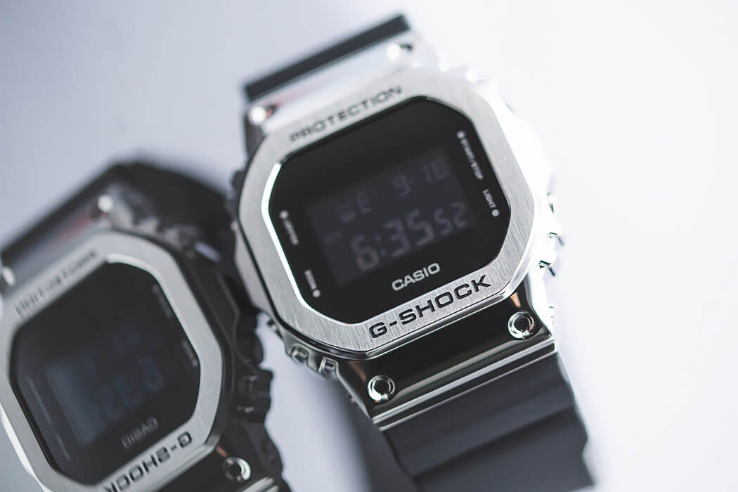 Casio Casio G-Shock GM-5600-1 GM — детали корпуса и полимер