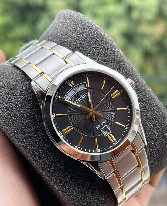 Casio Casio Collection MTP-1381G-1AVDF (MTP-1381G-1A)  — детали корпуса и сталь с ip покрытием
