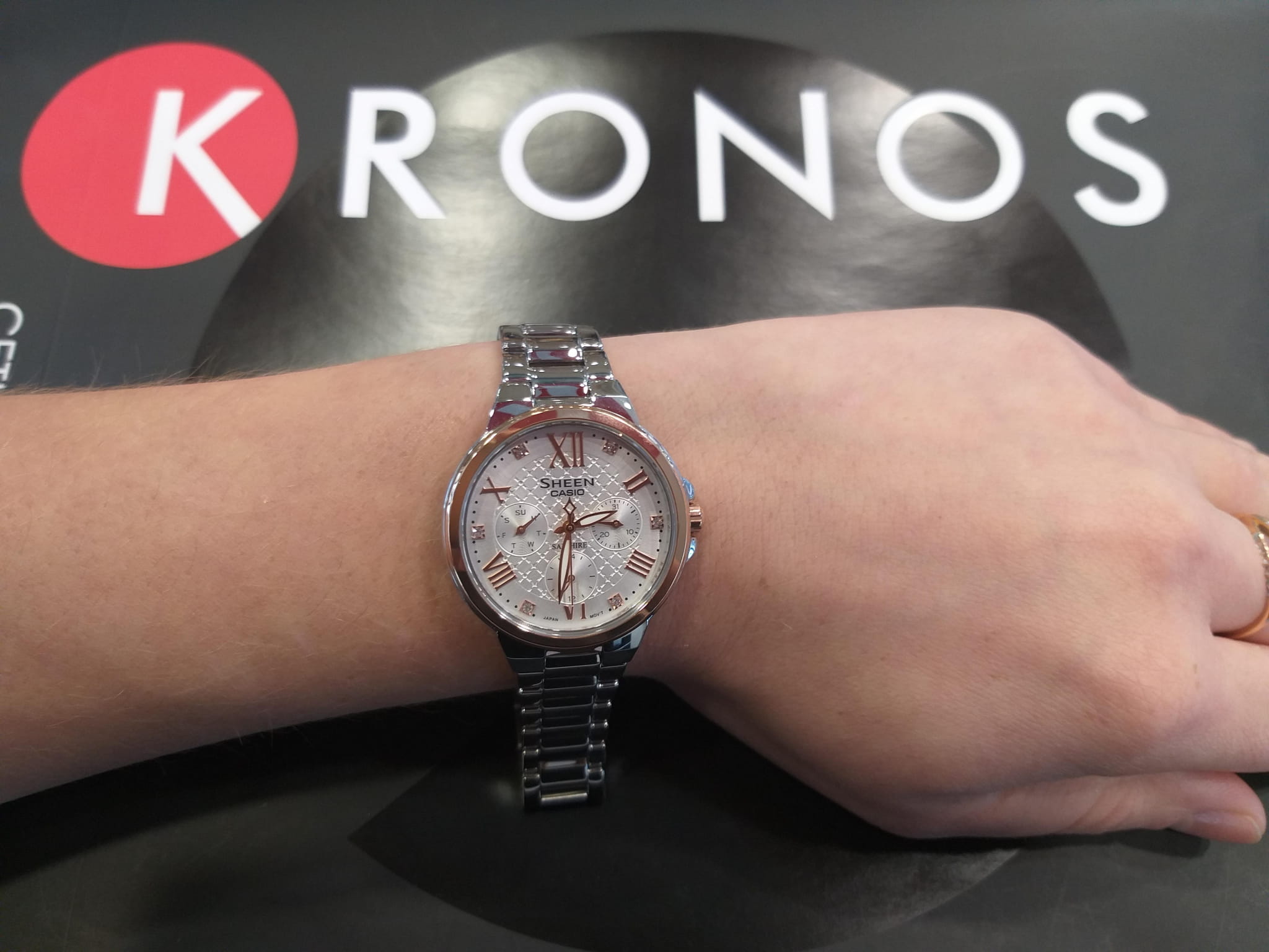 Casio Casio Sheen SHE-3511SG-7A женские часы серебристый циферблат на запястье