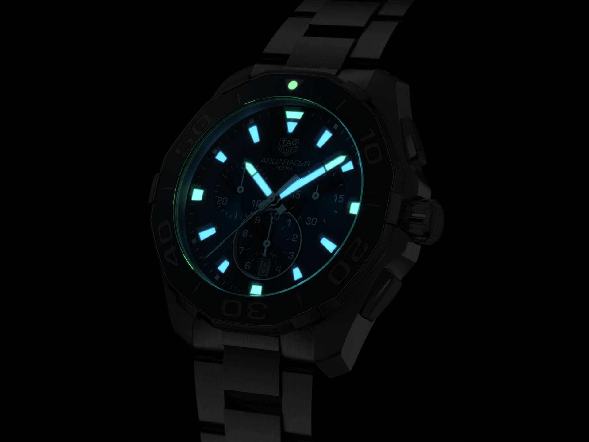 TAG Heuer TAG Heuer Aquaracer Professional 300 CAY111B.BA0927 кварцевые мужские часы часы крупный план синий циферблата