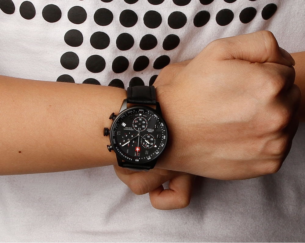 Swiss Military by Chrono Swiss Military by Chrono SM34012.08 мужские часы черный циферблат на запястье