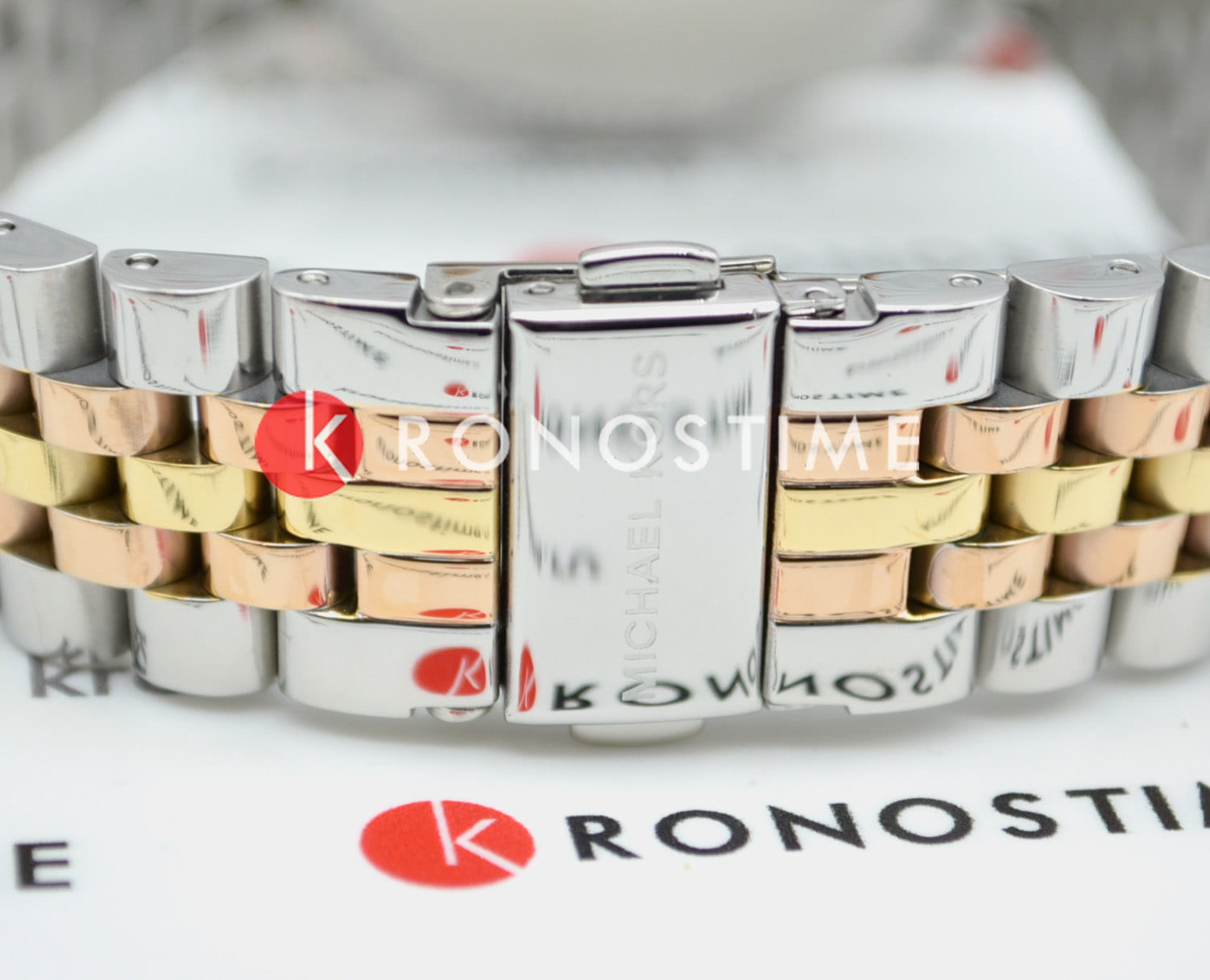 Michael Kors Michael Kors Ritz MK5735 кварцевые женские часы часы крупный план шампань циферблата